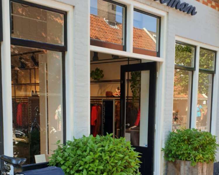 Summun Woman Brandstore winkel Bergen